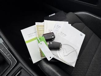 Volkswagen Golf  picture 22