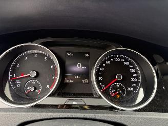 Volkswagen Golf  picture 18