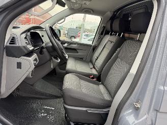 Volkswagen Transporter 150 PK Edition Autom picture 13