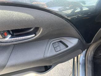 Toyota Aygo CABRIO-TOP x-cite picture 16