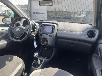 Toyota Aygo CABRIO-TOP x-cite picture 13