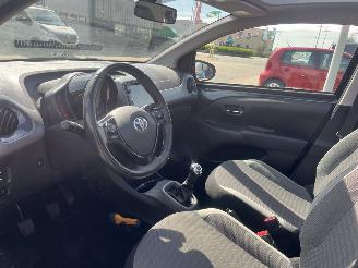 Toyota Aygo CABRIO-TOP x-cite picture 14