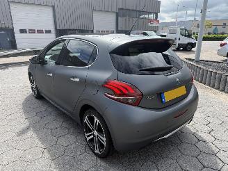 Peugeot 208 1.2 PureTech GT-line picture 6