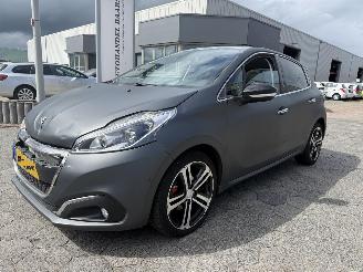 skadebil auto Peugeot 208 1.2 PureTech GT-line 2016/1