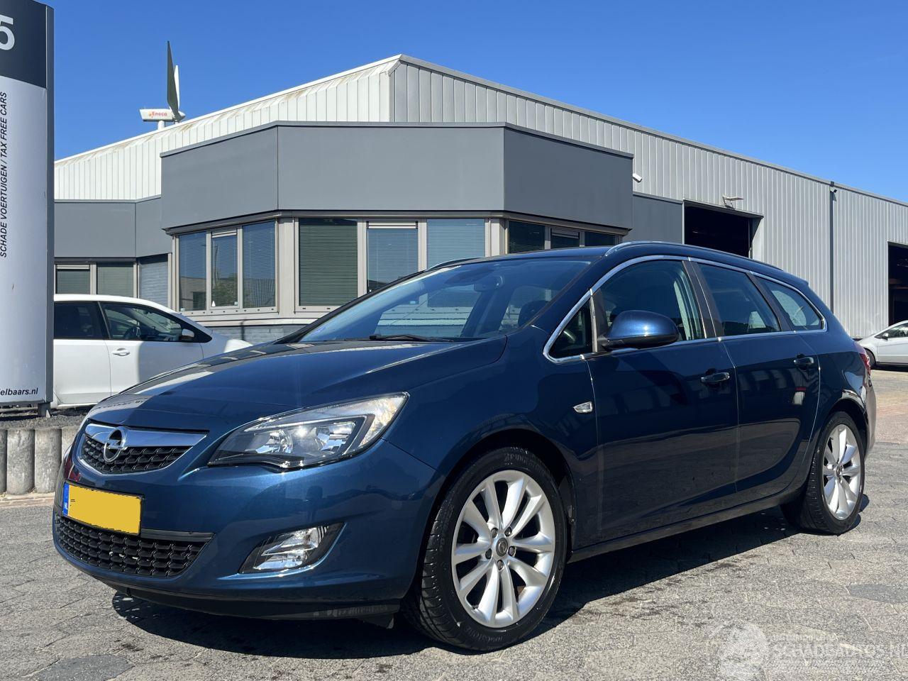 Opel Astra Sports Tourer 1.6 Turbo Sport