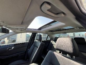 Mercedes E-klasse 300 CDI Avantgarde AUTOMAAT PANO picture 15
