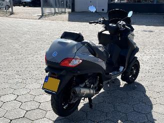 Piaggio MP3 400 LT picture 6