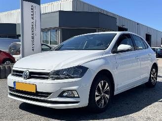 damaged passenger cars Volkswagen Polo 1.0 TSI Comfortline 2018/5