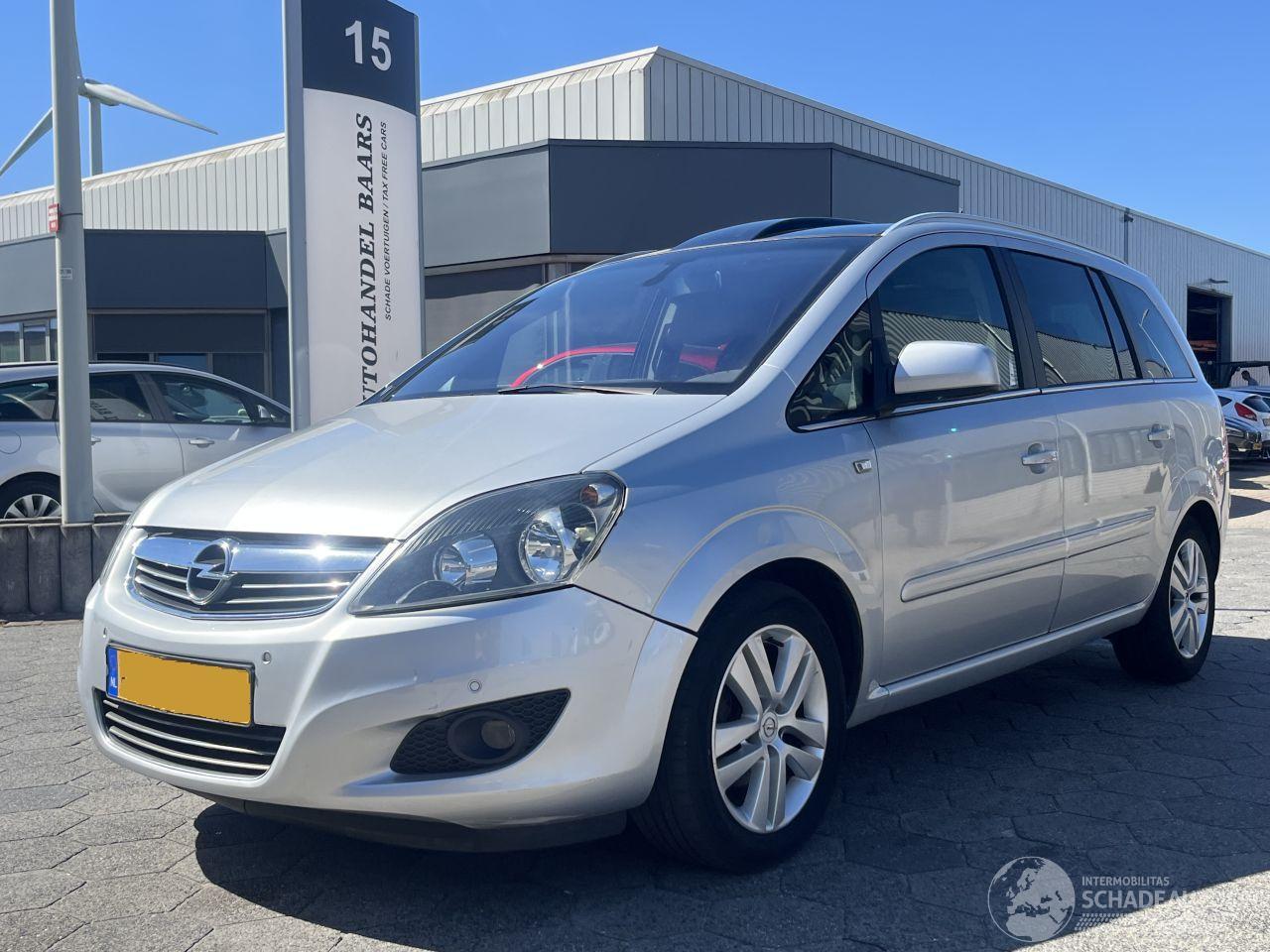 Opel Zafira 1.8 Cosmo