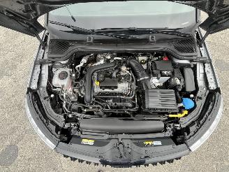 Skoda Kamiq 1.0 TSI Monte Carlo AUTOMAAT PANO picture 18