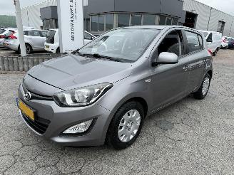 škoda osobní automobily Hyundai I-20 1.2i First Edition 2012/8