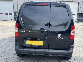 Peugeot e-Partner 136 L1 50 kWh picture 5