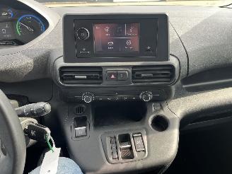 Peugeot e-Partner 136 L1 50 kWh picture 19