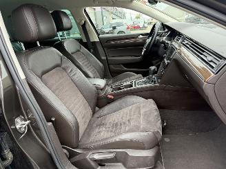 Volkswagen Passat Variant 1.8 TSI Business Edition R picture 14