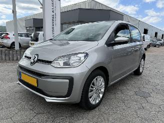 Unfallwagen Volkswagen Up! 1.0 BMT move up! 2018/11