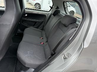Volkswagen Up! 1.0 BMT move up! picture 11