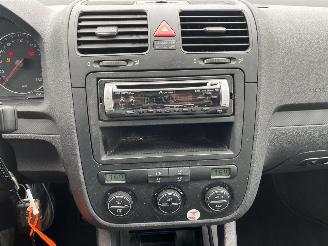 Volkswagen Golf 1.6 FSI Turijn picture 17