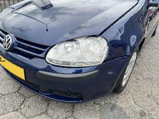Volkswagen Golf 1.6 FSI Turijn picture 9