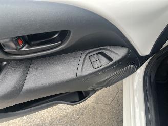 Peugeot 108 1.0 e-VTi Active picture 15