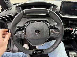 Peugeot e-2008 EV GT 54 kWh picture 18