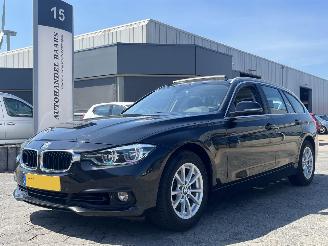 Auto incidentate BMW 3-serie Touring 318i High Executive 2019/3