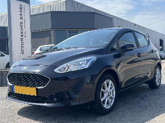 damaged passenger cars Ford Fiesta 1.1 Trend 2019/12