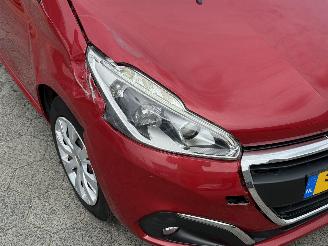 Peugeot 208 1.2 PureTech Blue Lion picture 9