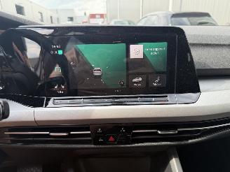 Volkswagen Golf 1.0 eTSI Life picture 18