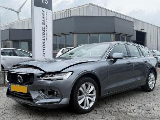 Unfallwagen Volvo V-60 2.0 B3 Inscription AUTOMAAT 2021/1
