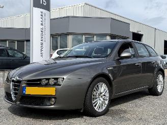 skadebil auto Alfa Romeo 159 Sportwagon 1.7 T Progression 1750-BI 2010/7