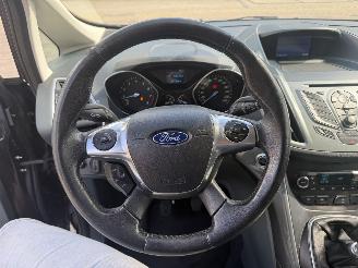 Ford C-Max 1.0 Titanium picture 18