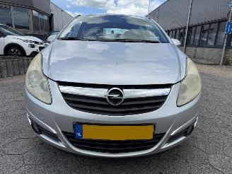 Opel Corsa 1.2-16V Enjoy picture 2