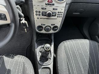 Opel Corsa 1.2-16V Enjoy picture 20