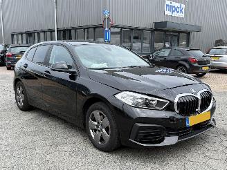 BMW 1-serie 118i High Executive AUTOMAAT picture 3