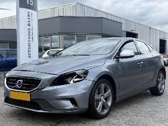 Damaged car Volvo V-40 2.0 D4 R-Design Business 2014/12