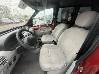 Renault Kangoo 1.2-16V Expression Luxe picture 14