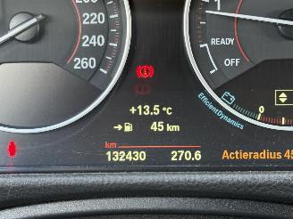 BMW 3-serie 320i Executive picture 16