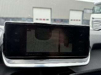 Peugeot 208 1.2 AUTOAAT PureTech Allure Pack picture 23