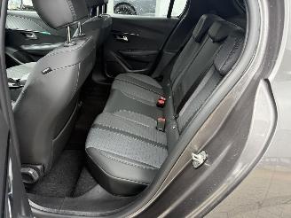Peugeot 208 1.2 AUTOAAT PureTech Allure Pack picture 10