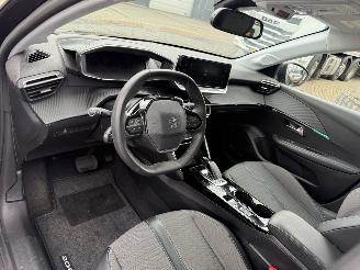 Peugeot 208 1.2 AUTOAAT PureTech Allure Pack picture 15