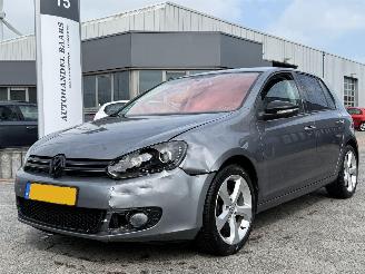 Voiture accidenté Volkswagen Golf 1.2 TSI Comfortline BlueMotion 2012/1