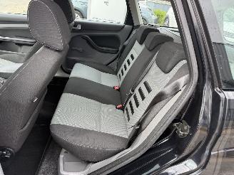 Ford Focus Wagon 1.6 Comfort picture 12
