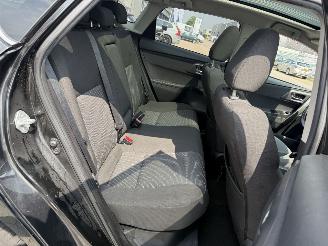 Toyota Auris 1.8 Hybrid AUTOMAAT picture 13