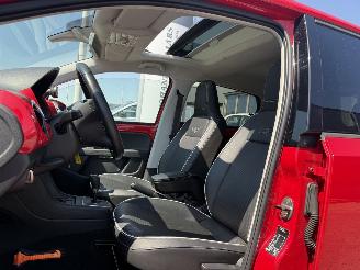 Volkswagen Up! 1.0 high up! picture 10