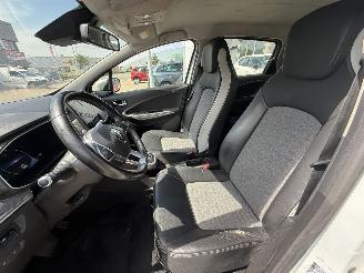 Renault Zoé R135 Serie Limitee Riviera 52 kWh picture 14