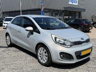 Kia Rio 1.2 CVVT Plus Pack picture 3