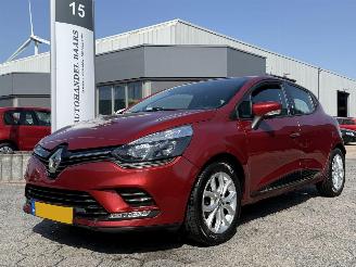 Unfallwagen Renault Clio 0.9 TCe Zen 2016/11