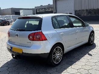 Volkswagen Golf 1.6 FSI Sportline picture 4