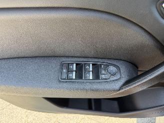 Renault Captur 1.0 TCe 90 Intens picture 18
