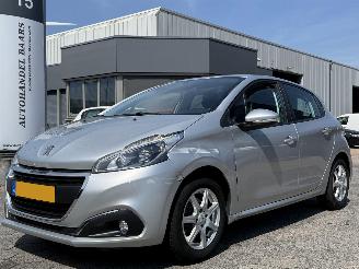 skadebil auto Peugeot 208 1.2 PureTech Blue Lion 2017/2
